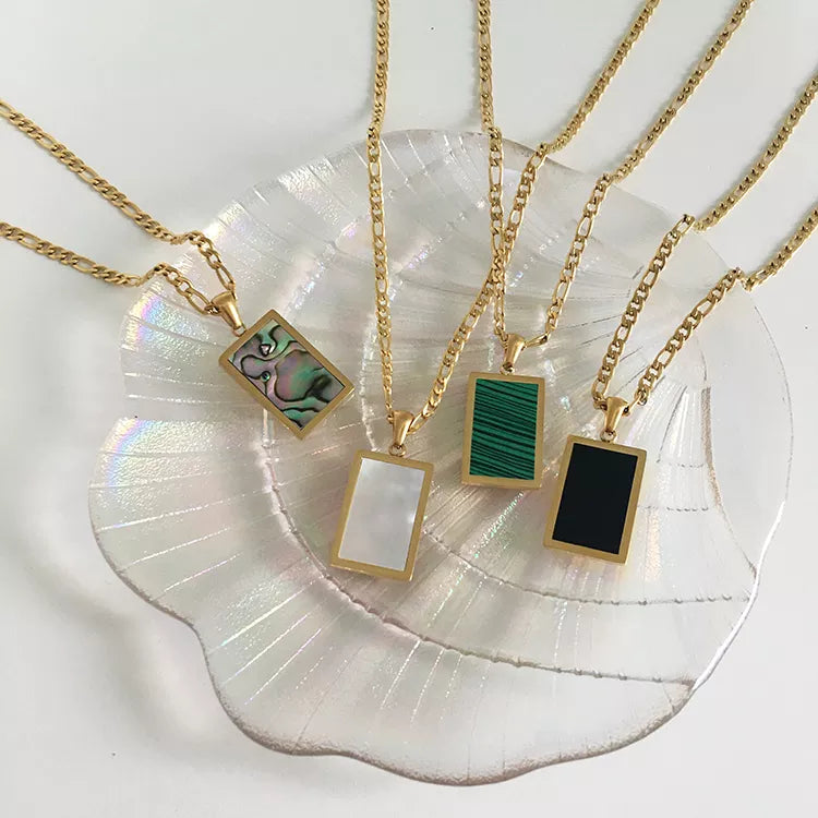Tori Shell Necklace