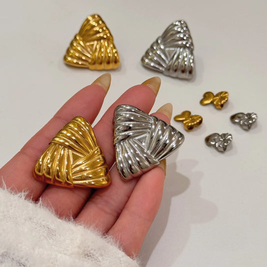 Bobbi Earring