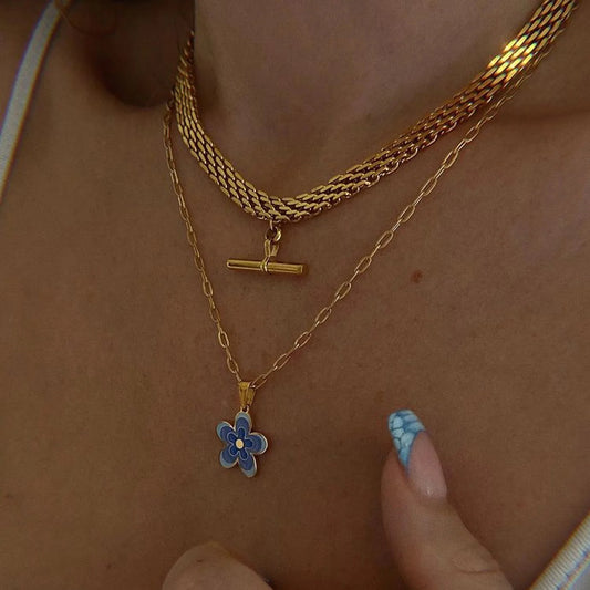 Mila Necklace