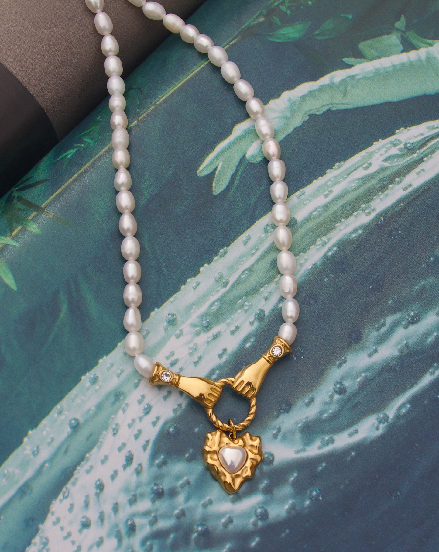 Paloma Pearl Necklace