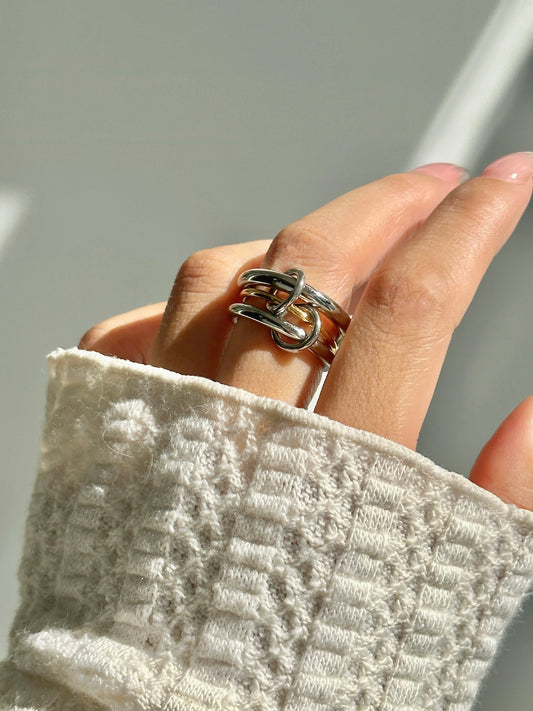 Evie Ring